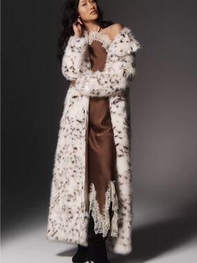 $645! APPARIS Gabrielle Snow Leopard Faux Fur Coat Small NWOT